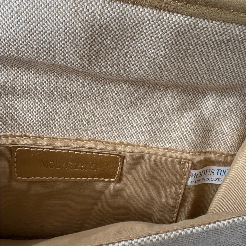 MODUS RIO || The‎ Adrian Linen + Leather Clutch Gold Beige